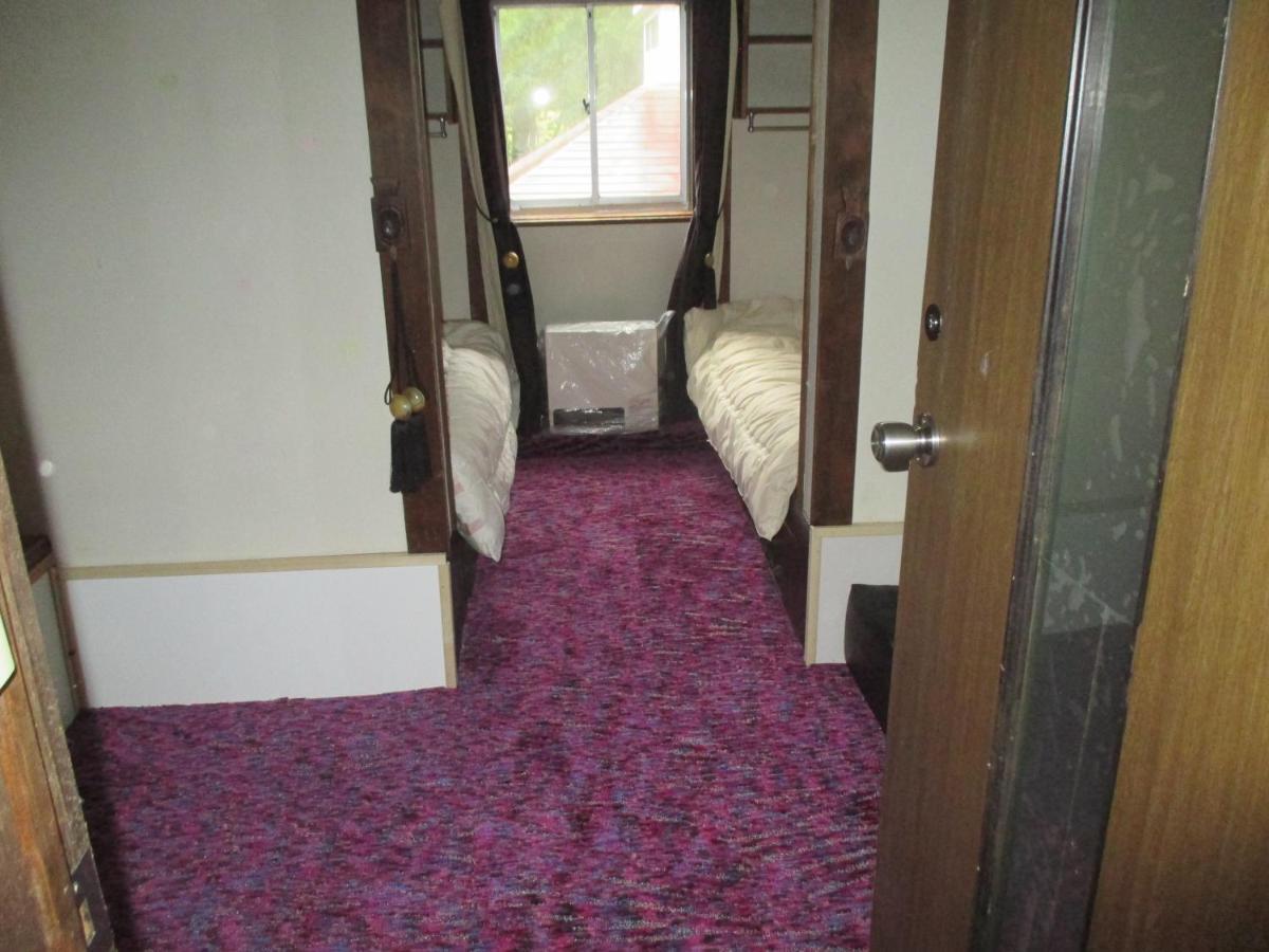 Pension Hakuba 70 Экстерьер фото