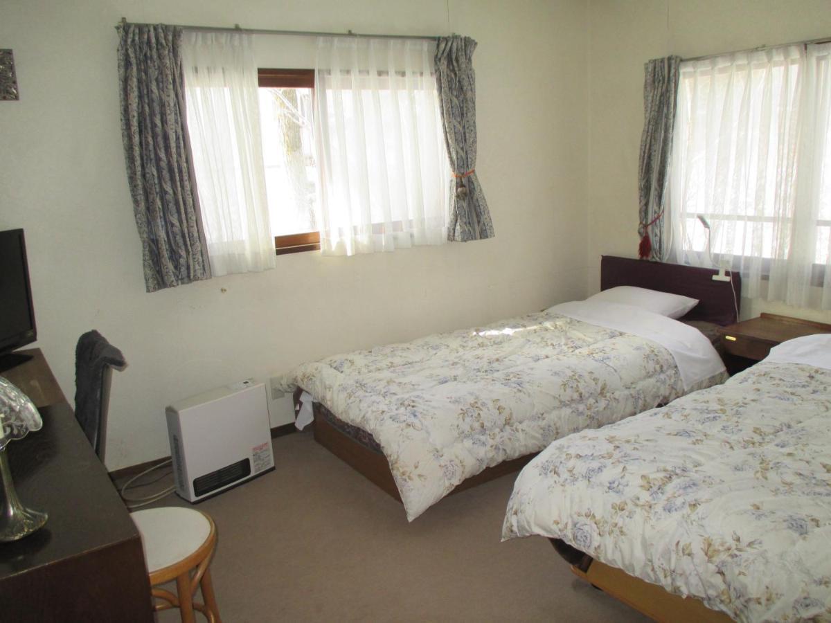 Pension Hakuba 70 Экстерьер фото