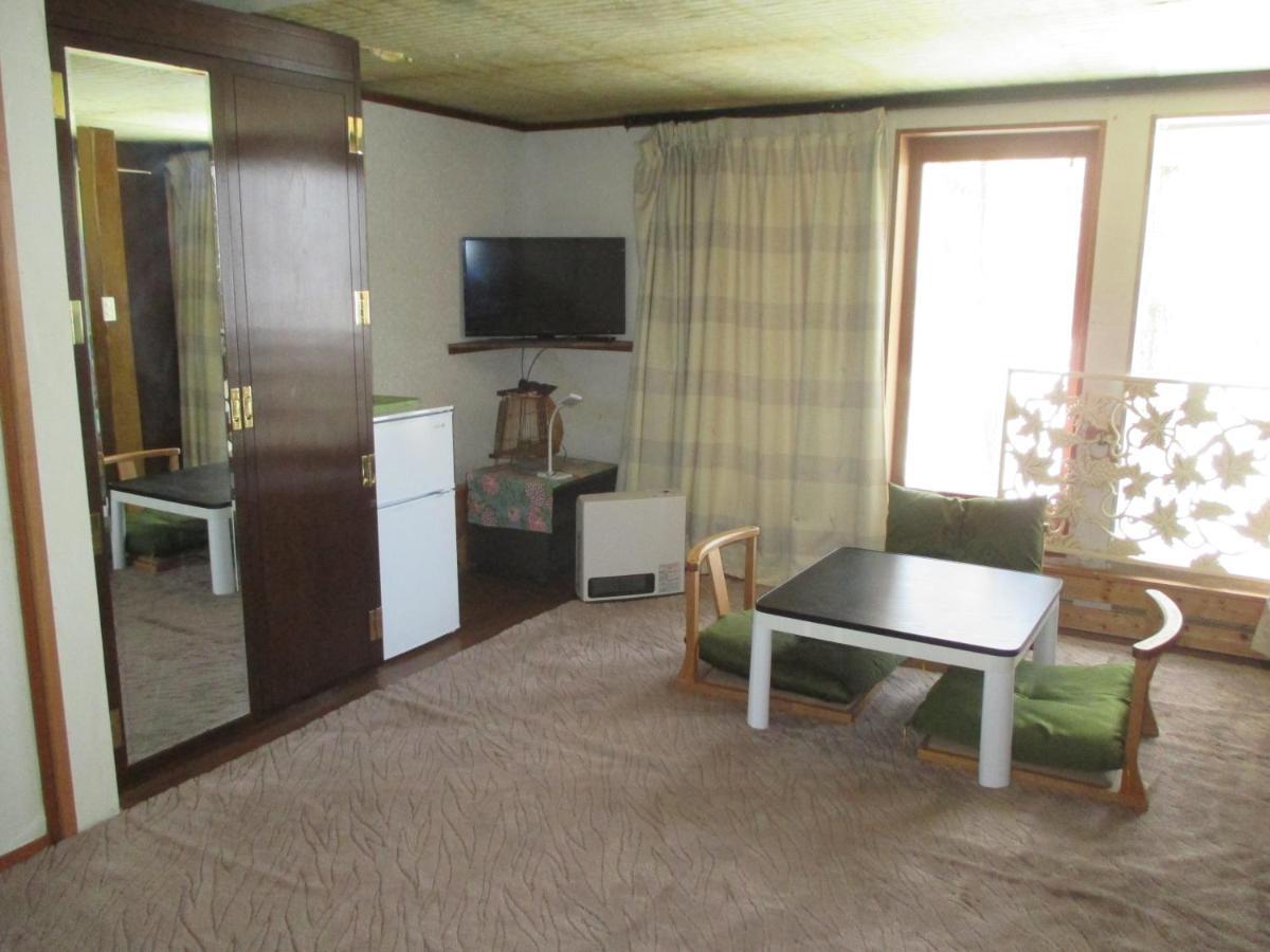 Pension Hakuba 70 Экстерьер фото